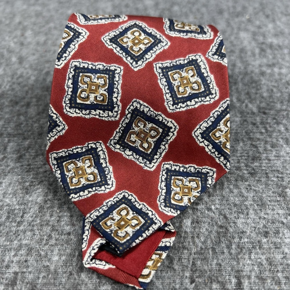 Lee Wright Tie Mens OS Red Geometric 100% Silk Made In Italy Necktie RN 55485